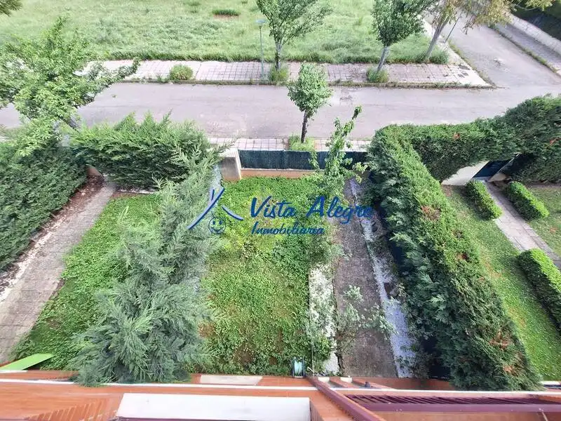Einfamilien-Reihenhaus zum Verkauf in Santo Domingo de la Calzada mit Heizung, Privatgarten und Terrasse