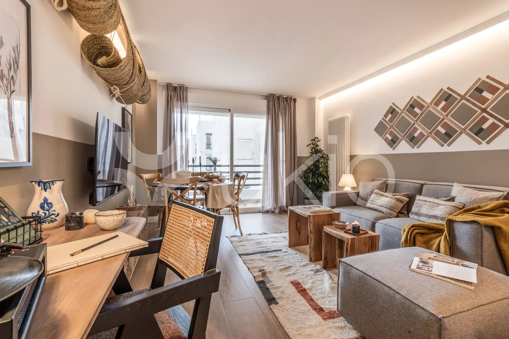 Living room of Apartments for rent in Madrid  with Air Conditioner, Furnished and Washing machine