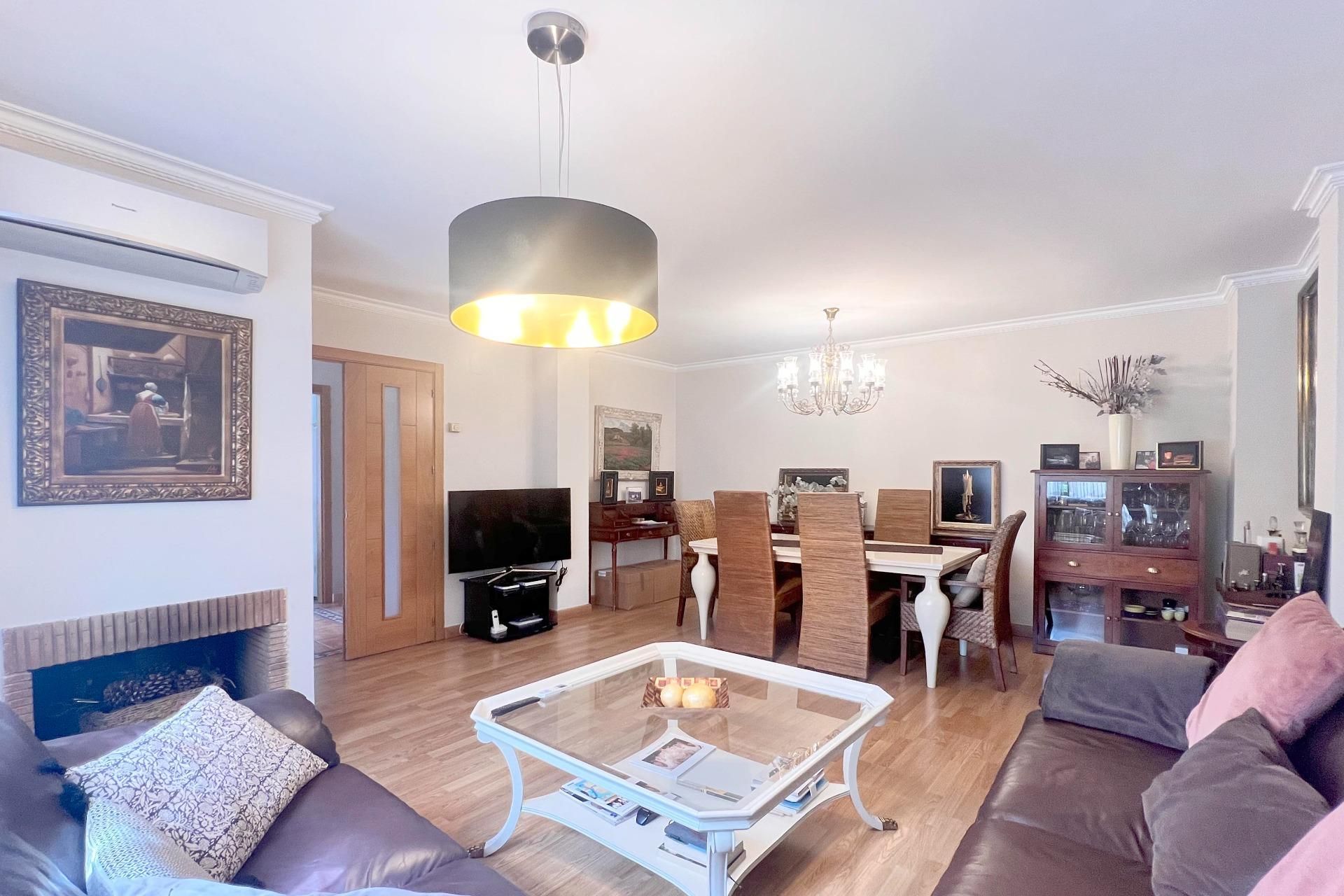 Dining room of Single-family semi-detached for sale in Móstoles  with Air Conditioner, Heating and Private garden