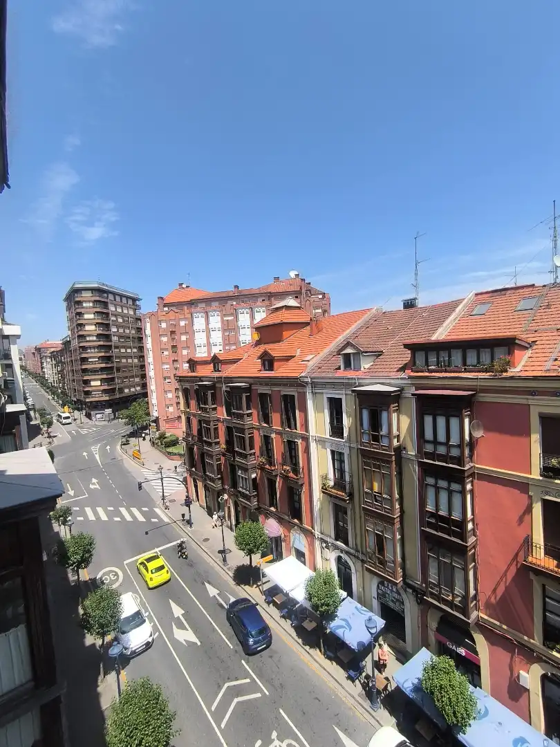 Vista exterior de Pis en venda en Portugalete amb Forn, Rentadora i Balcó