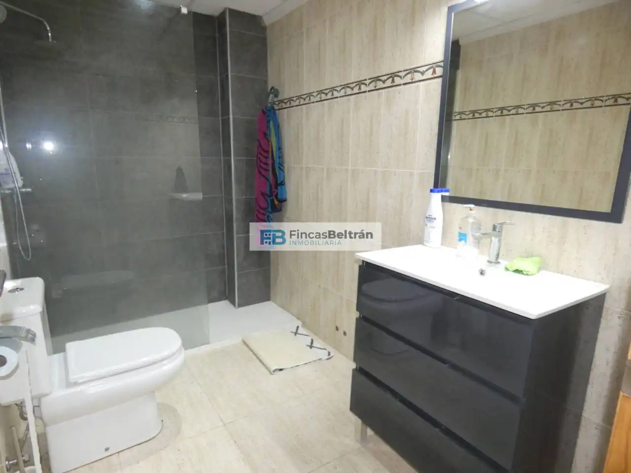 Baño de Piso en venta en Benicarló con Aire acondicionado, Terraza y Amueblado