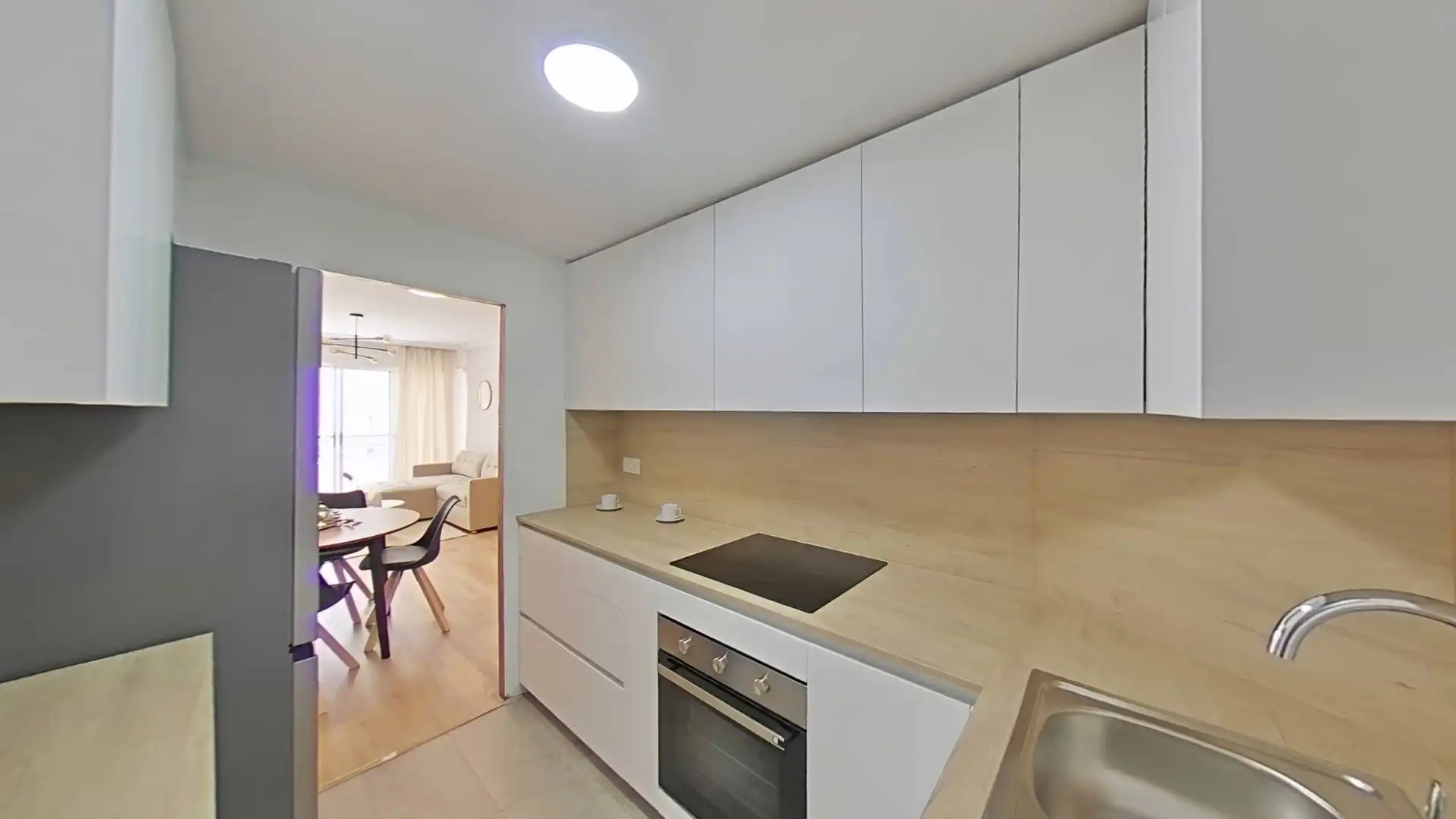 Cuina de Apartament en venda en Torrevieja amb Aire condicionat, Calefacció i Terrassa