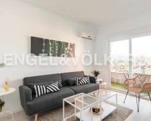 Living room of Apartment to rent in  Madrid Capital  with Air Conditioner, Heating and Terrace