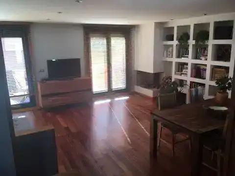 Sala d'estar de Pis de lloguer en Nigrán amb Jardí privat, Parquet i Moblat