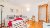 Sala d'estar de Pis en venda en Colmenar Viejo amb Calefacció, Parquet i Terrassa