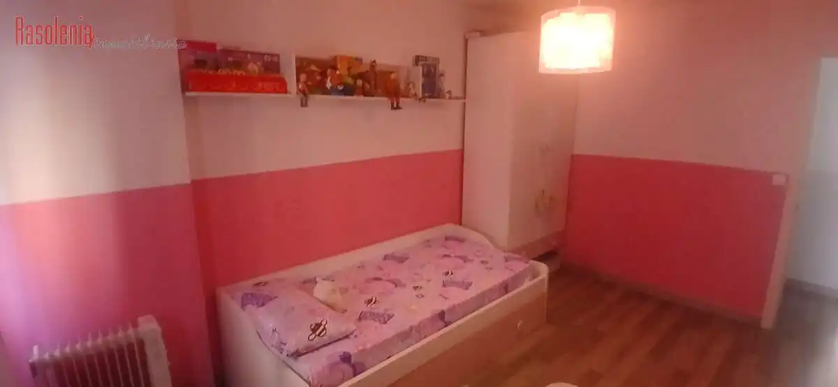 Habitación de Piso en venta en Cambre  con Calefacción, Trastero y Amueblado