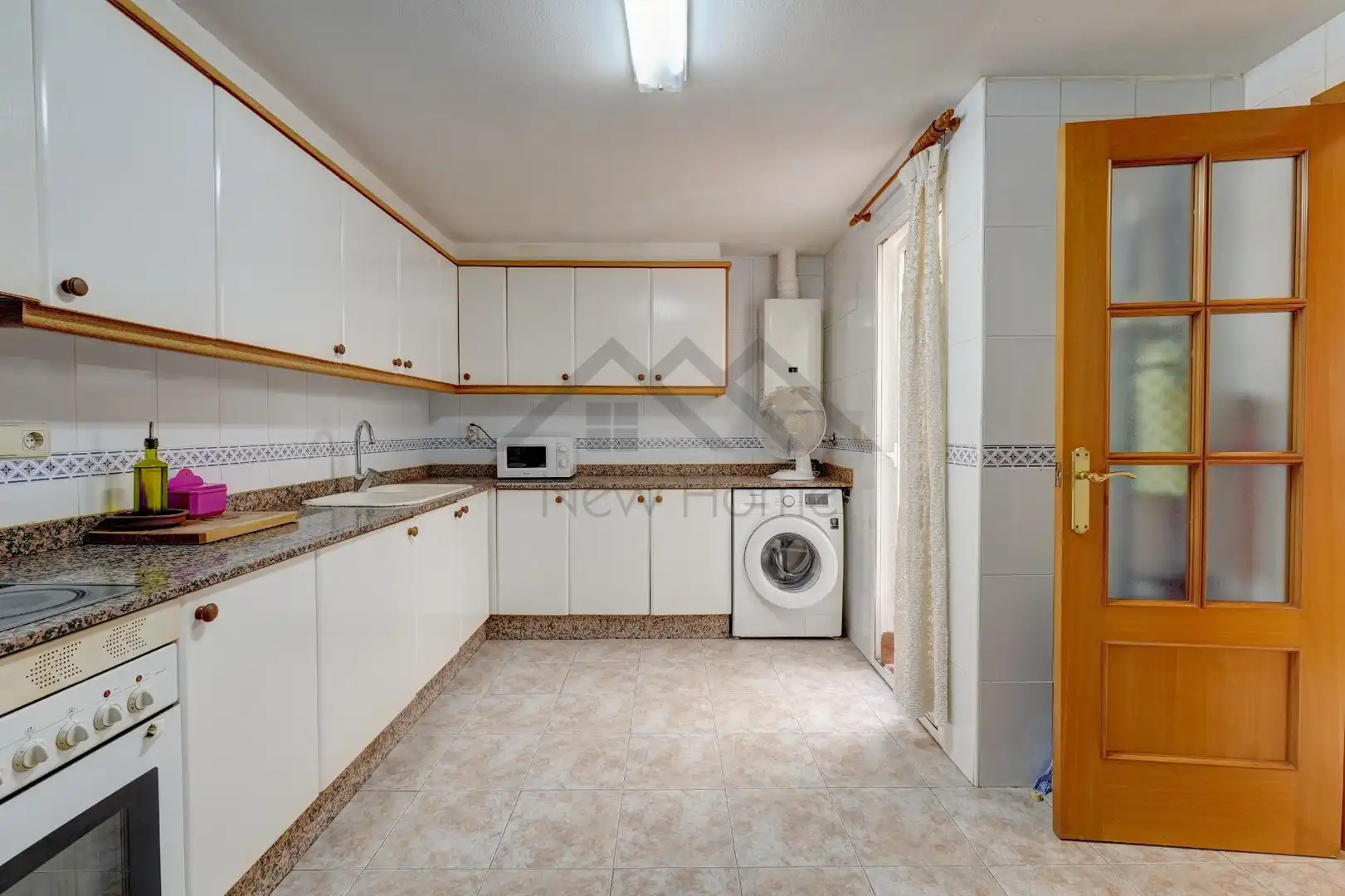 Cocina de Piso en venta en La Pobla de Vallbona con Aire acondicionado y Terraza