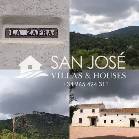 Vista exterior de Casa o xalet en venda en Monóvar  / Monòver