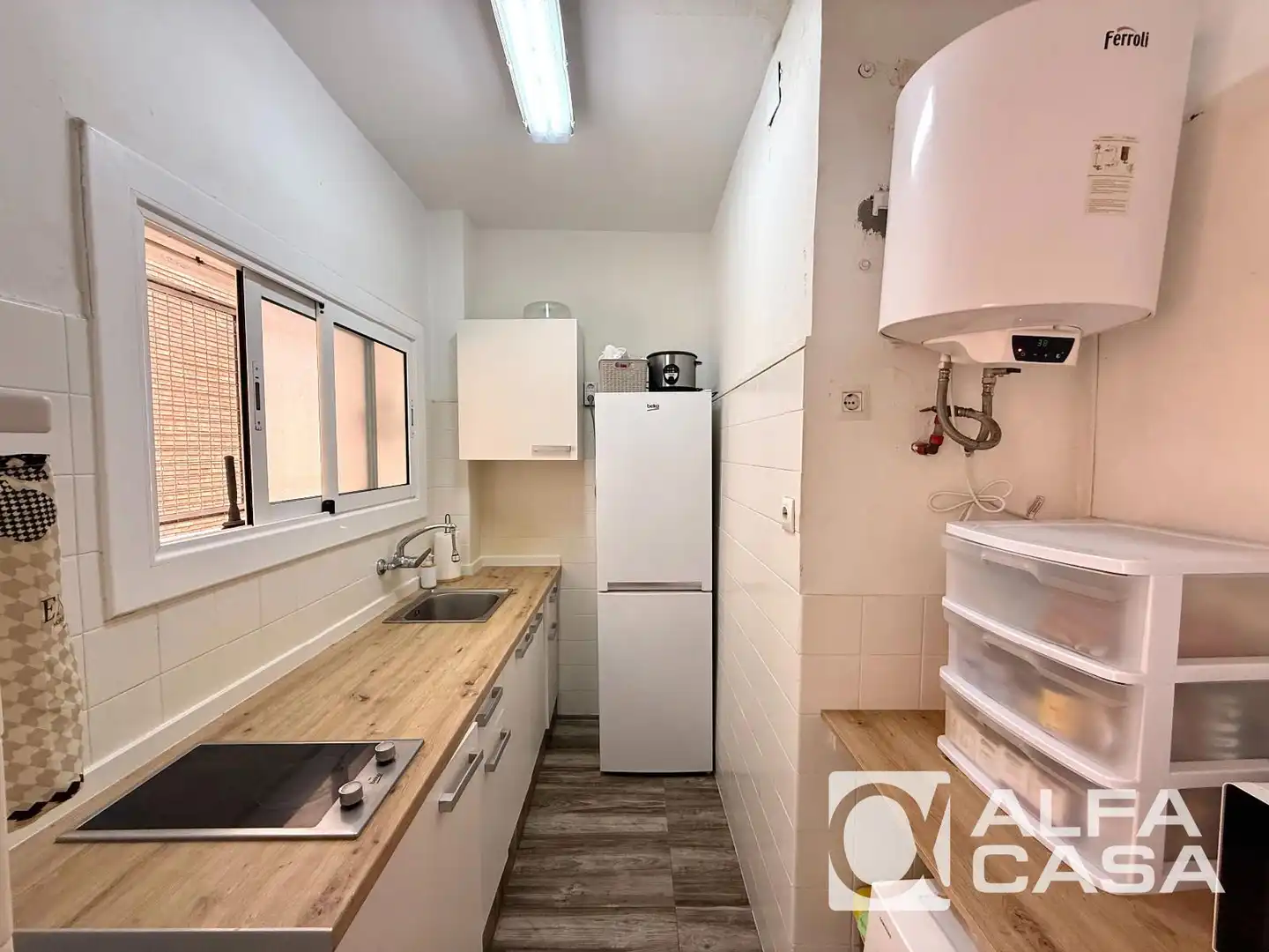 Küche von Wohnung zum Verkauf in Lloret de Mar mit Parkett, Terrasse und Ofen