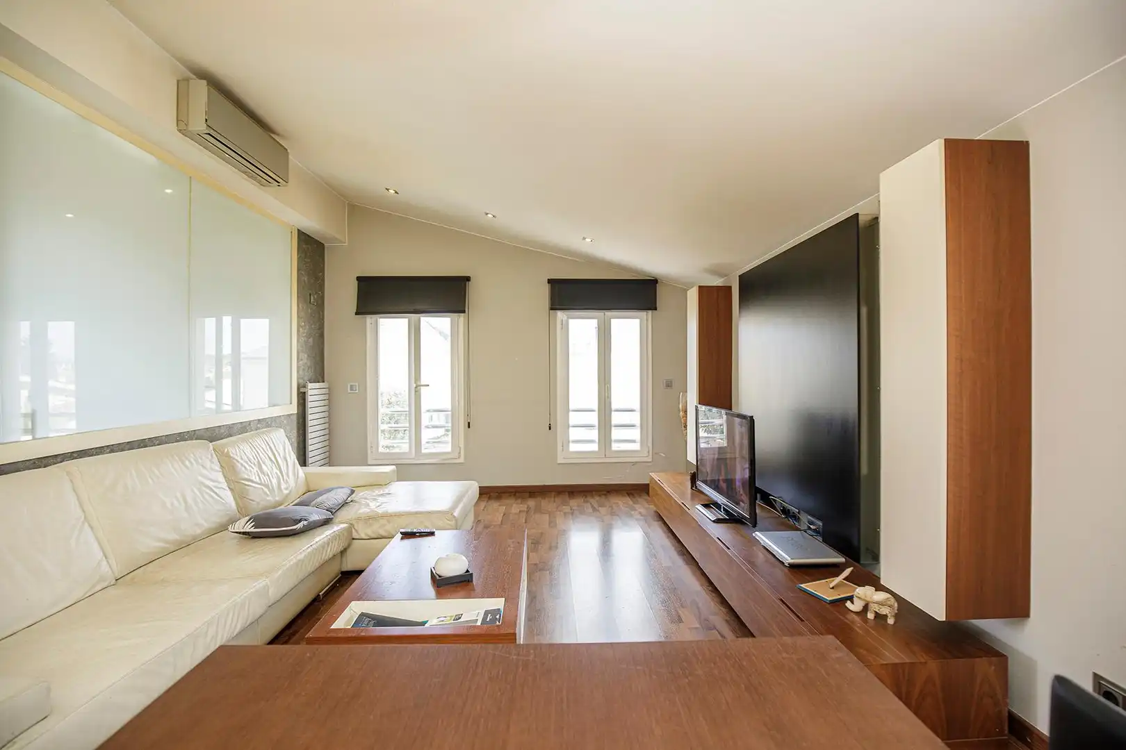 Sala de estar de Casa o chalet en venta en Quart con Aire acondicionado, Jardín privado y Terraza