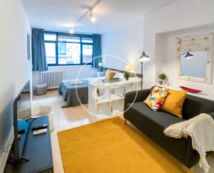 Exterior view of Flat to rent in  Barcelona Capital  with Air Conditioner, Heating and Furnished