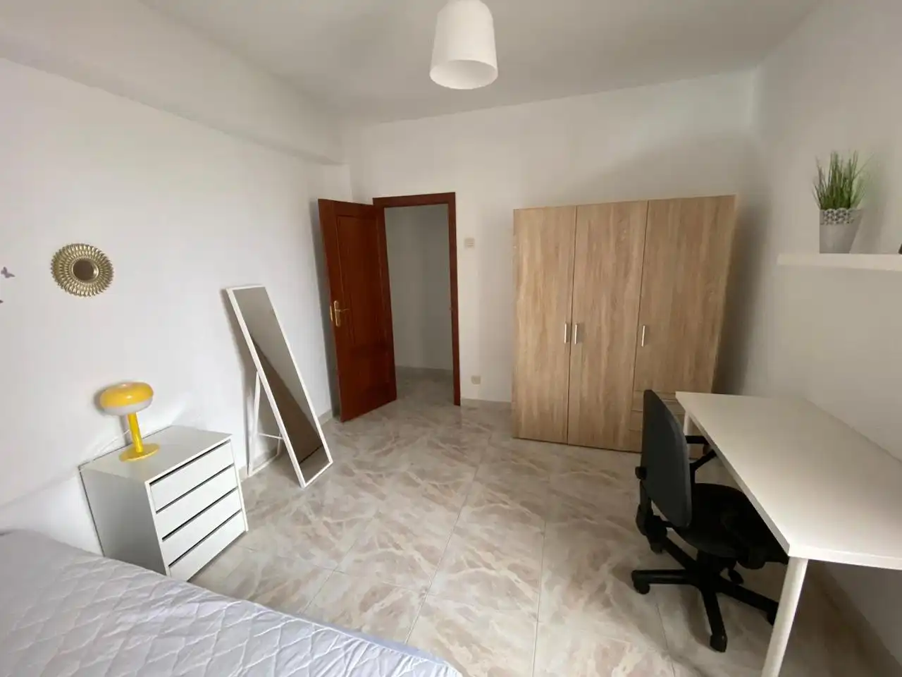Flat for rent in Fray Leopoldo De Alpandeire, Pajaritos