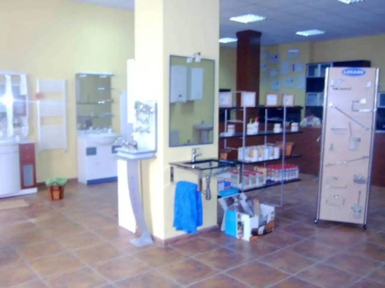 Local comercial en venta en Calle san melchor al final, imagen 2