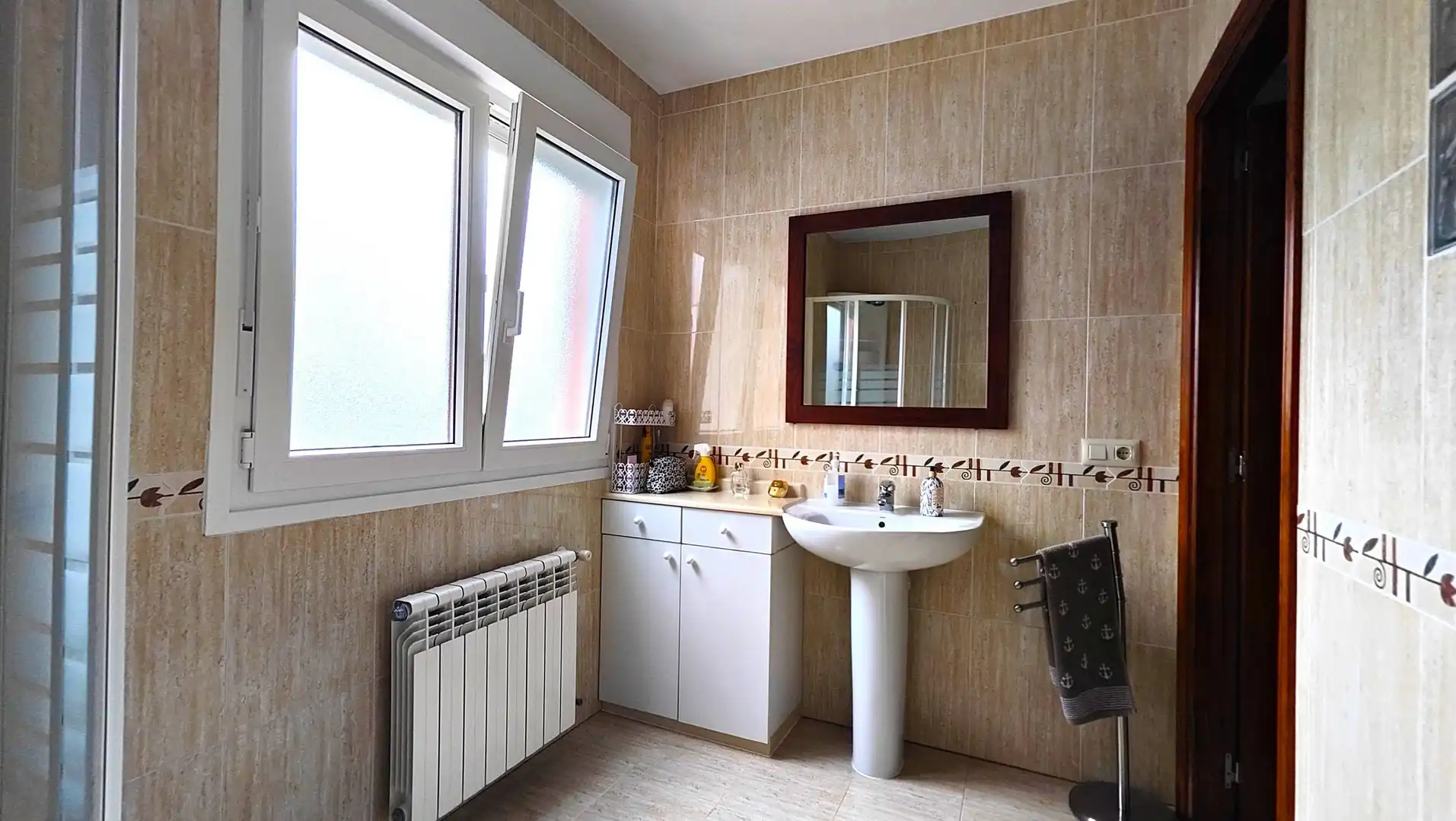 Baño de Casa o chalet en venta en Oroso con Calefacción, Jardín privado y Amueblado