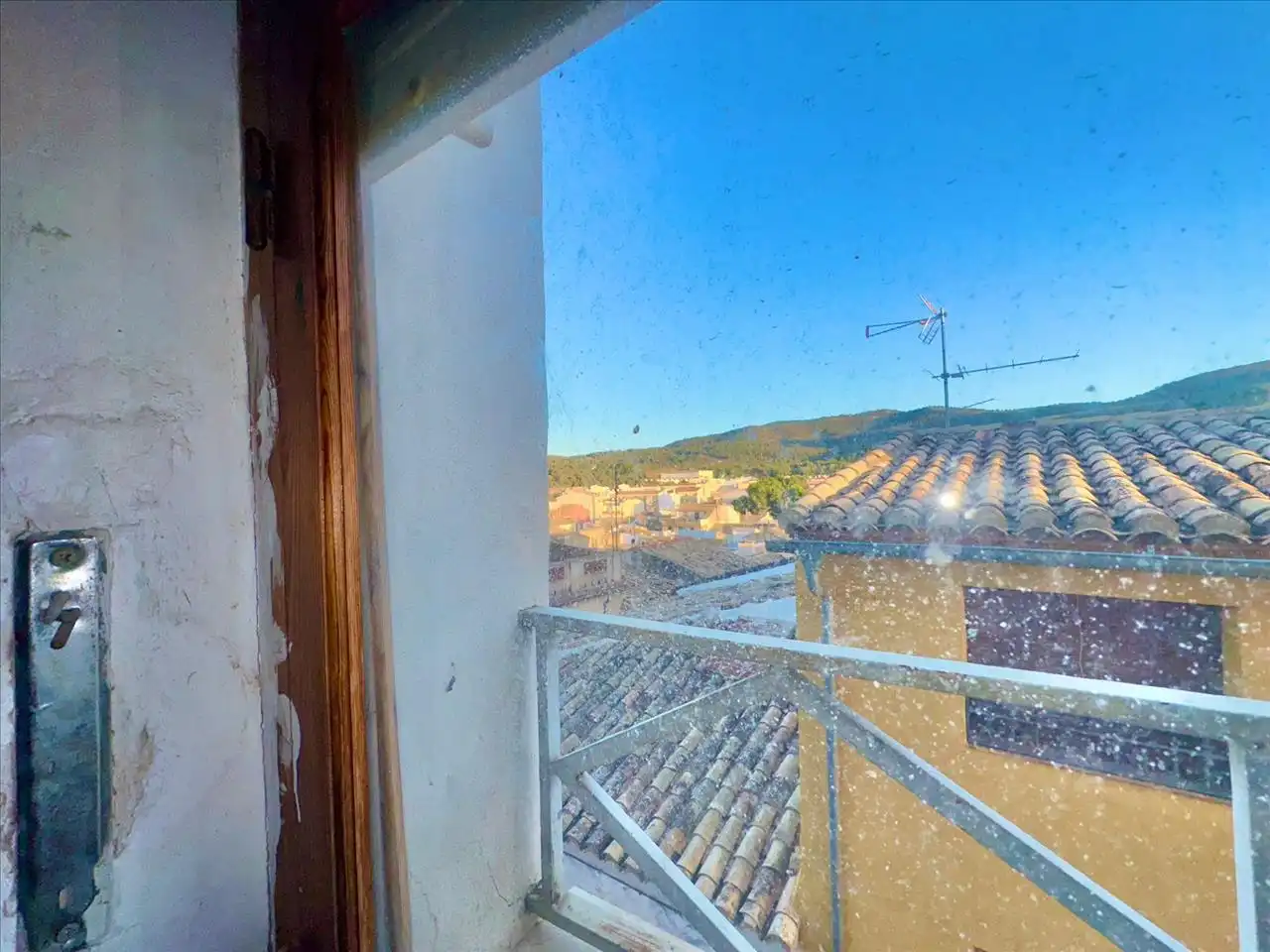 Vista exterior de Casa adosada en venda en Biar