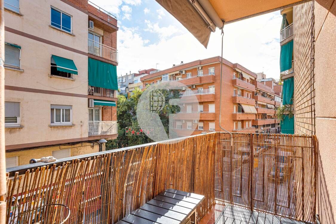 Balcony of Loft for sale in  Barcelona Capital  with Air Conditioner, Heating and Balcony
