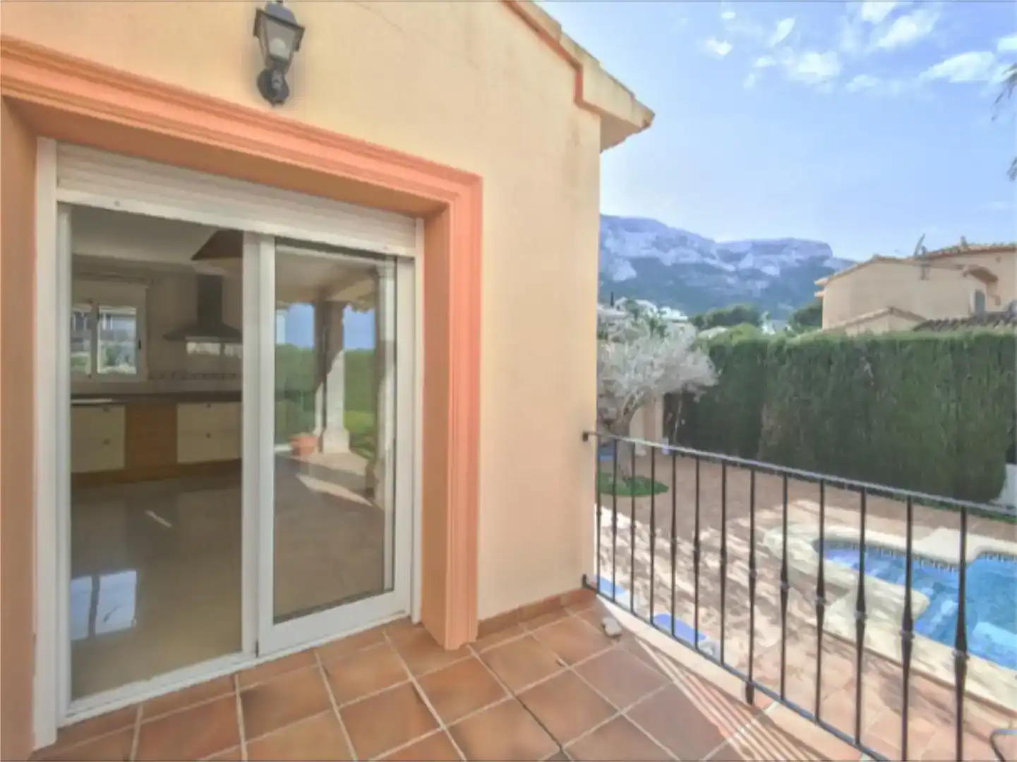 Jardín de Casa o chalet en venta en Dénia con Aire acondicionado, Piscina y Balcón