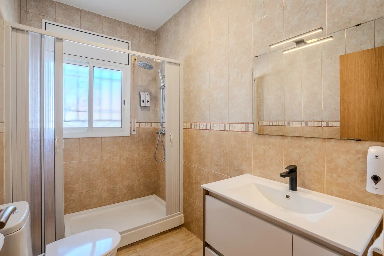 Baño de Casa o chalet en venta en L'Ametlla de Mar  con Aire acondicionado, Calefacción y Terraza