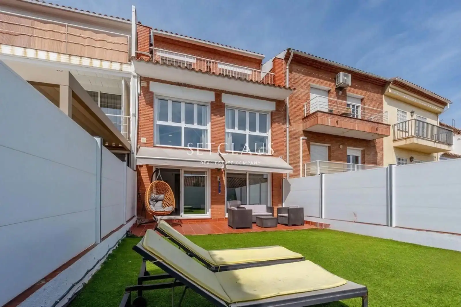 Casa aparellada amb terrassa en venda a Vilassar de Dalt, imagen 4