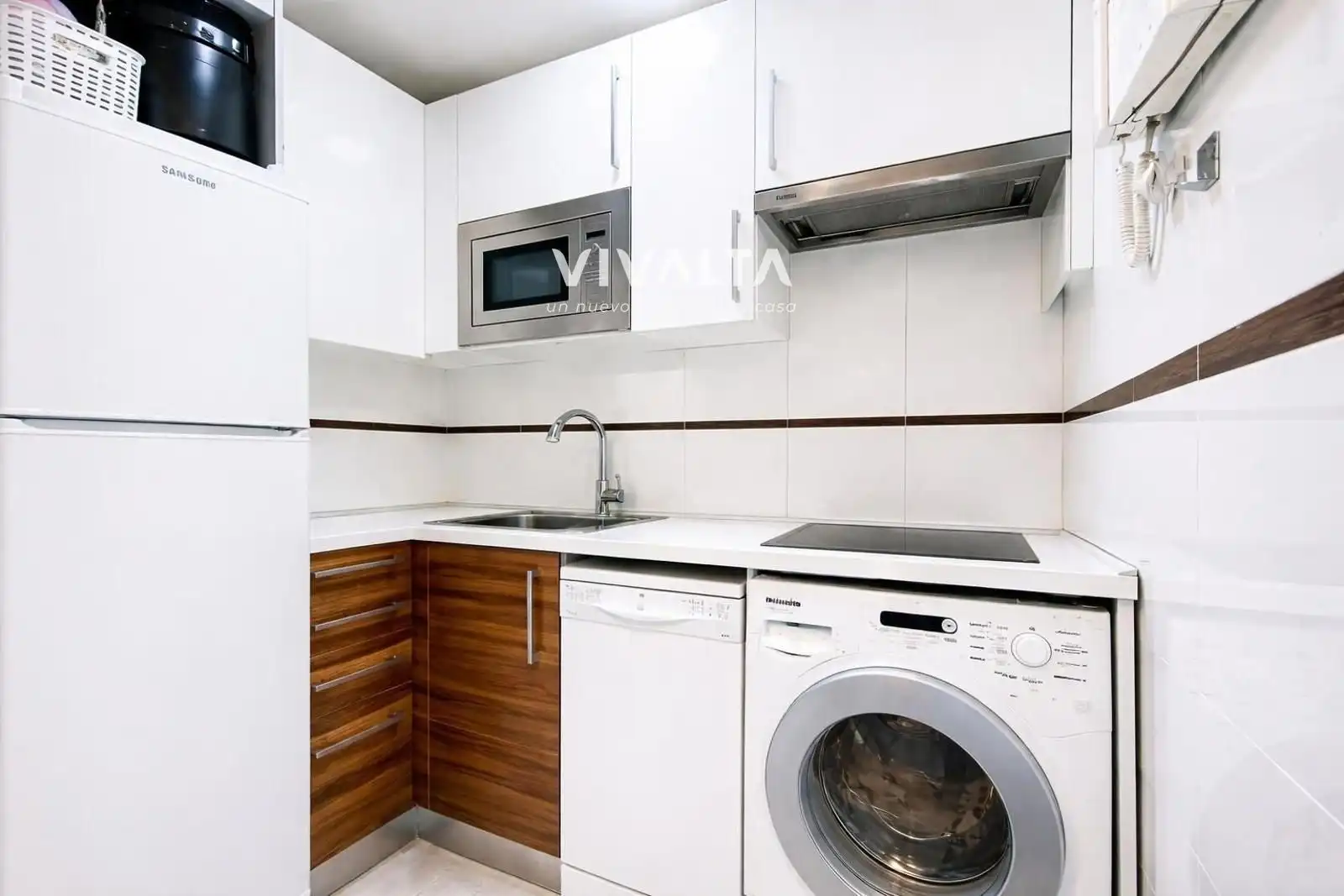 Kitchen of Flat for sale in Madrid  with Air Conditioner, Heating and Storage room