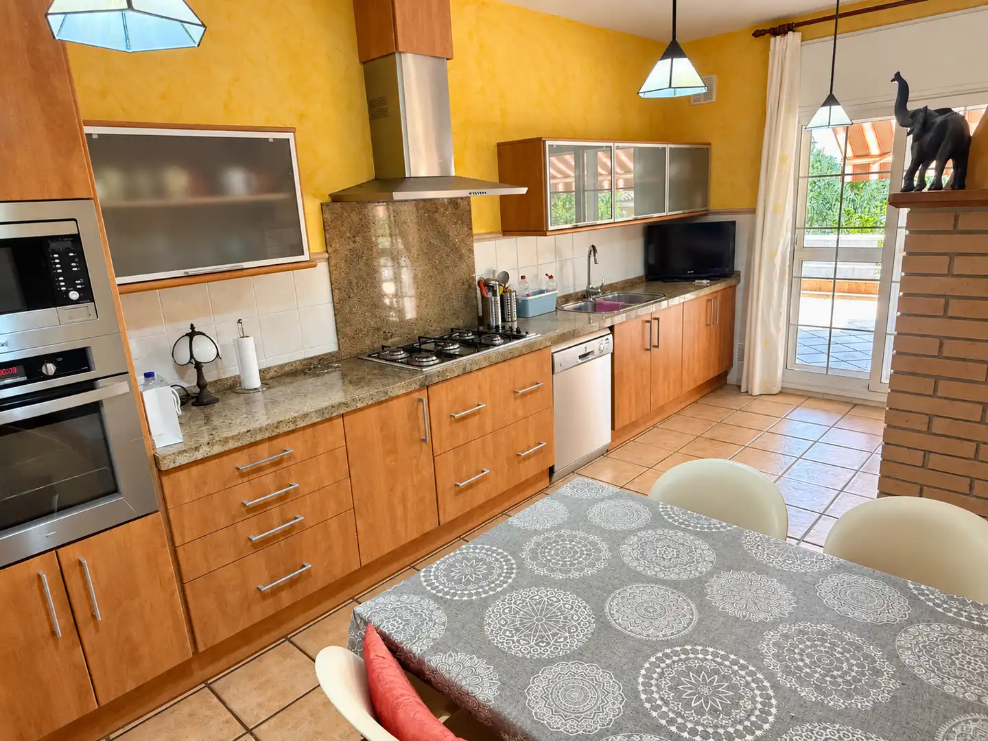 House with pool for sale in Els Avets - Can Serrafossà - Ximelis, imagen 9