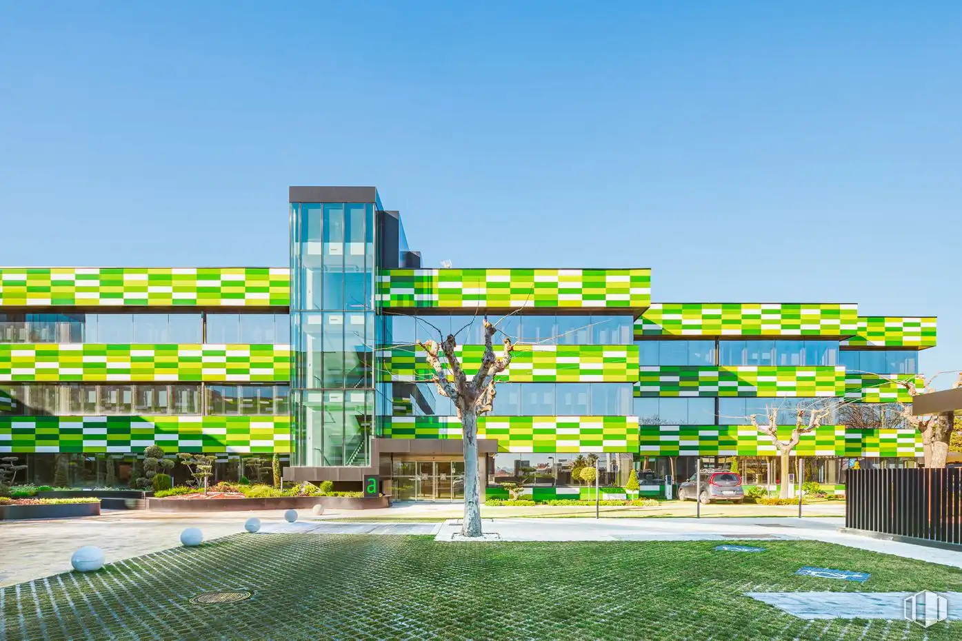 Office for rent in Calle de Basauri, La Florida - El Plantío