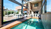 Piscina de Casa o xalet en venda en Gurb amb Aire condicionat, Calefacció i Jardí privat