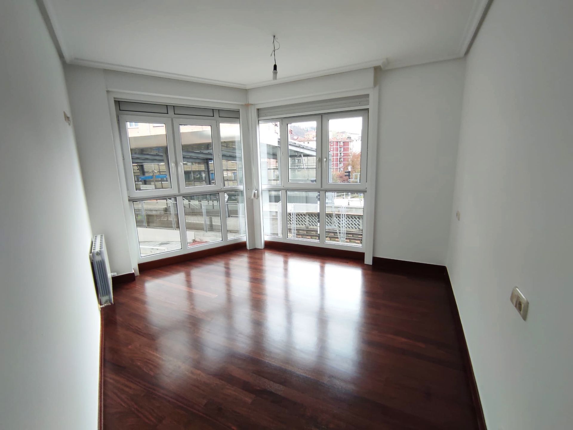 Sala d'estar de Pis en venda en Ermua