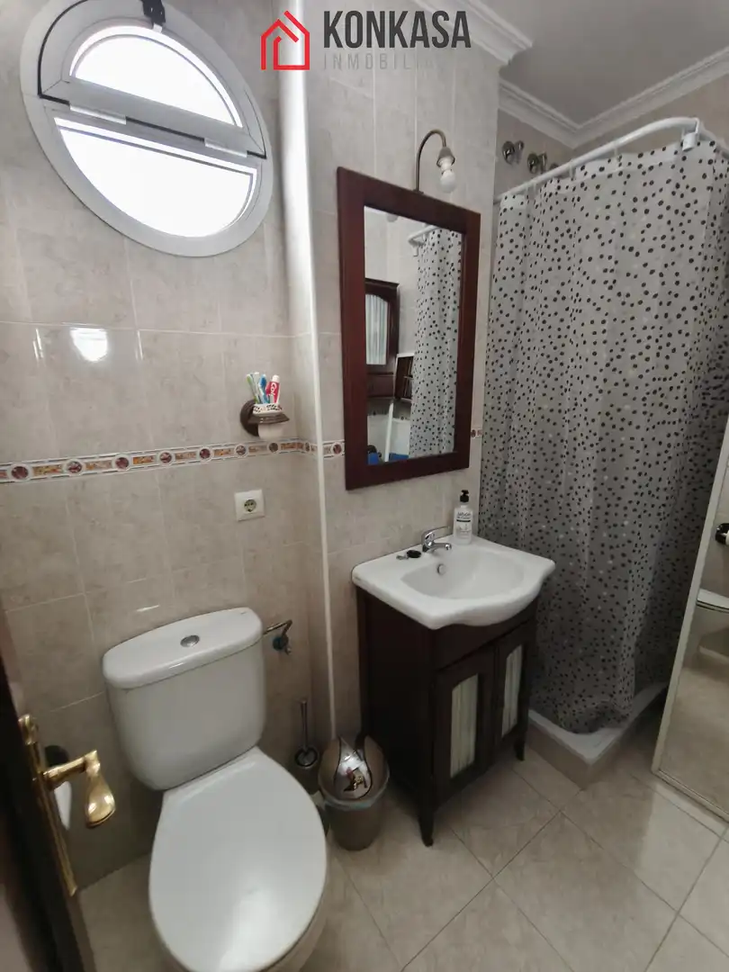 Badezimmer von Haus oder Chalet zum Verkauf in Arcos de la Frontera mit Klimaanlage, Terrasse und Abstellraum