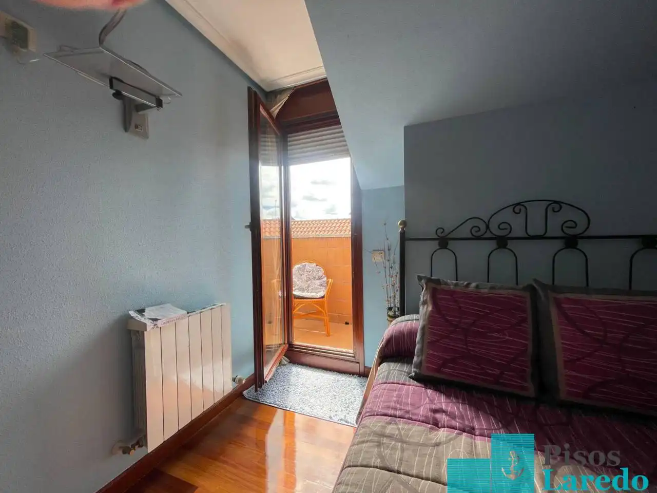 Terrassa de Dúplex en venda en Santoña amb Calefacció, Parquet i Traster