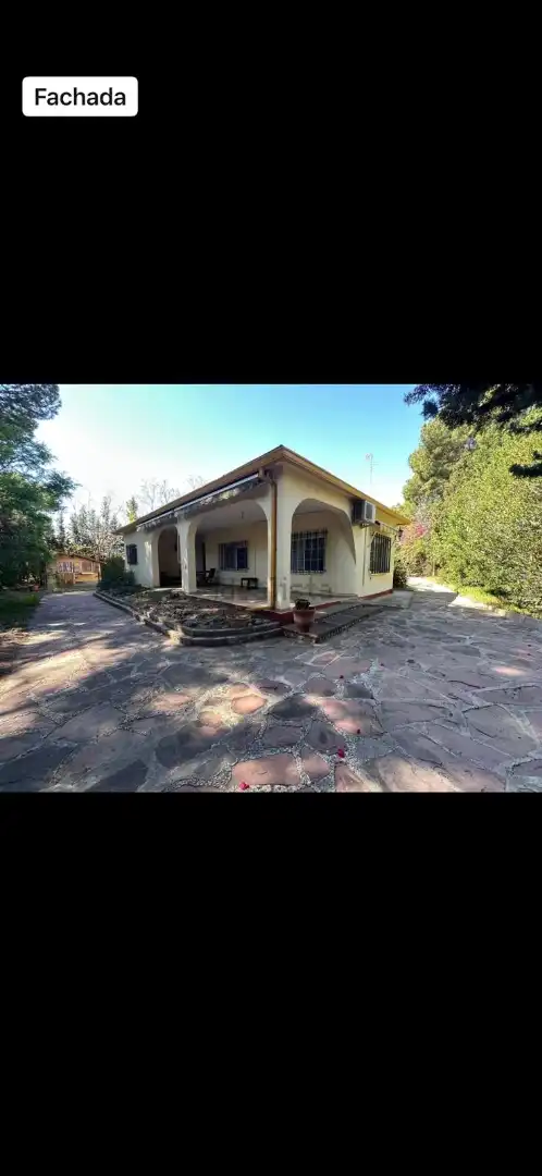 Vista exterior de Casa o chalet en venta en Paterna con Aire acondicionado, Jardín privado y Piscina