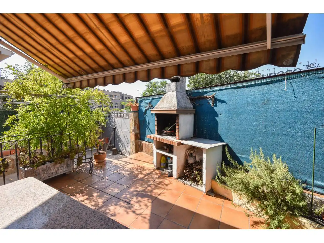 Terraza de Casa o chalet en venta en Santa Perpètua de Mogoda con Aire acondicionado, Calefacción y Jardín privado