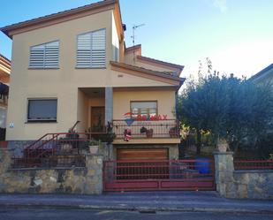 Exterior view of House or chalet for sale in Girona Capital  with Air Conditioner, Heating and Terrace