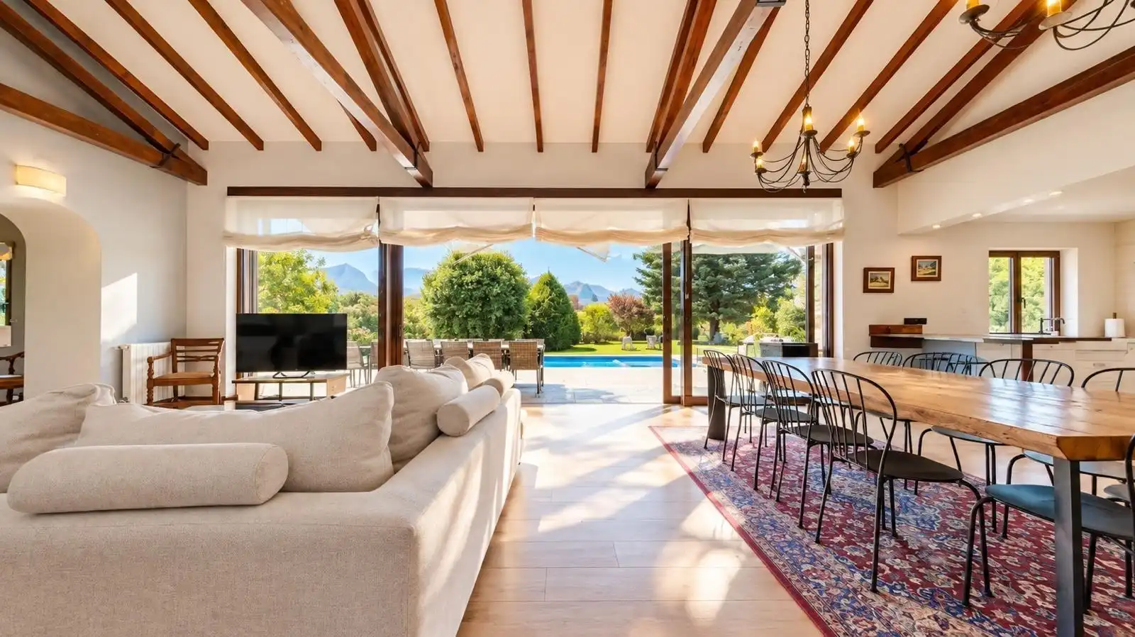 Casa amb terrassa en venda a Calle Av. Alisas, imagen 8