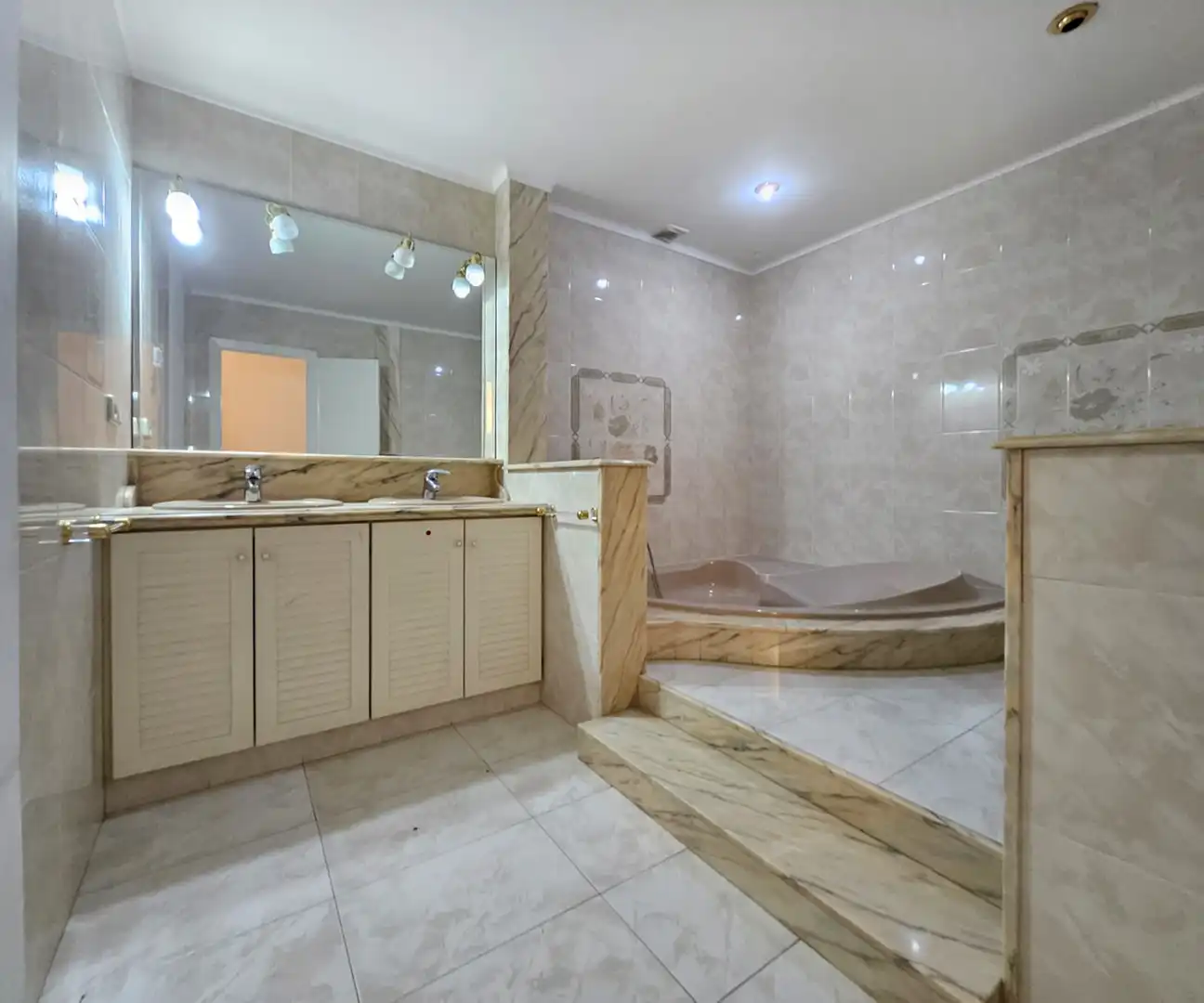 Adosado con terraza en venta en Carrer Viladomat, imagen 15