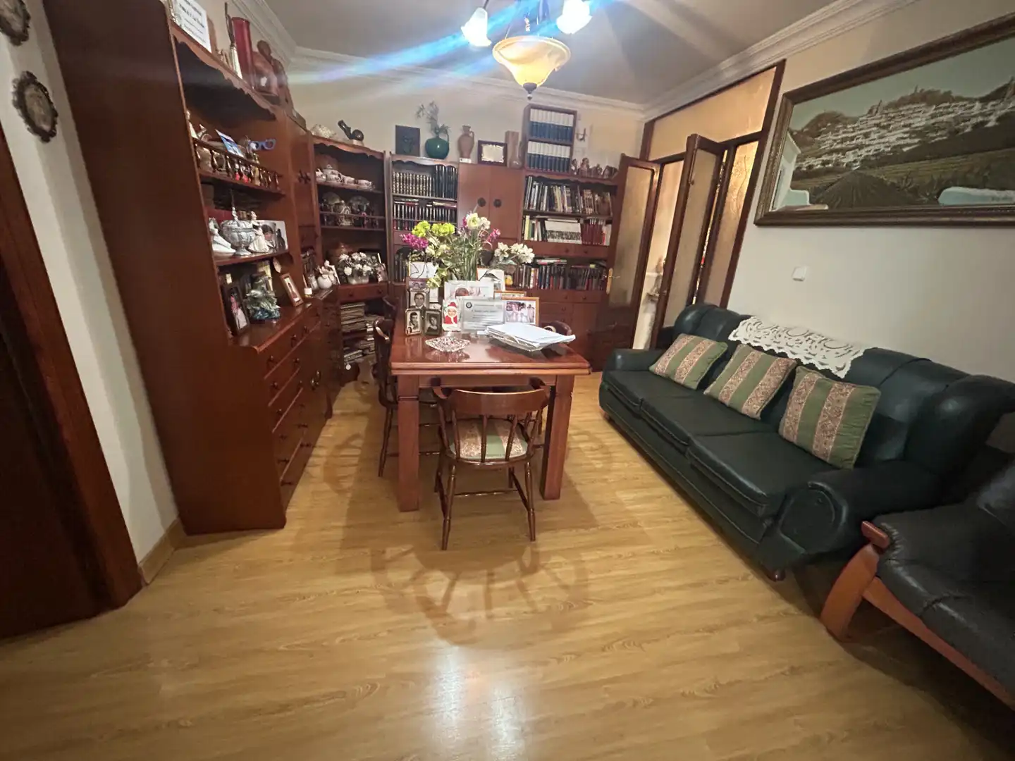 Living room of Flat for sale in Vélez-Málaga  with Air Conditioner, Terrace and Furnished