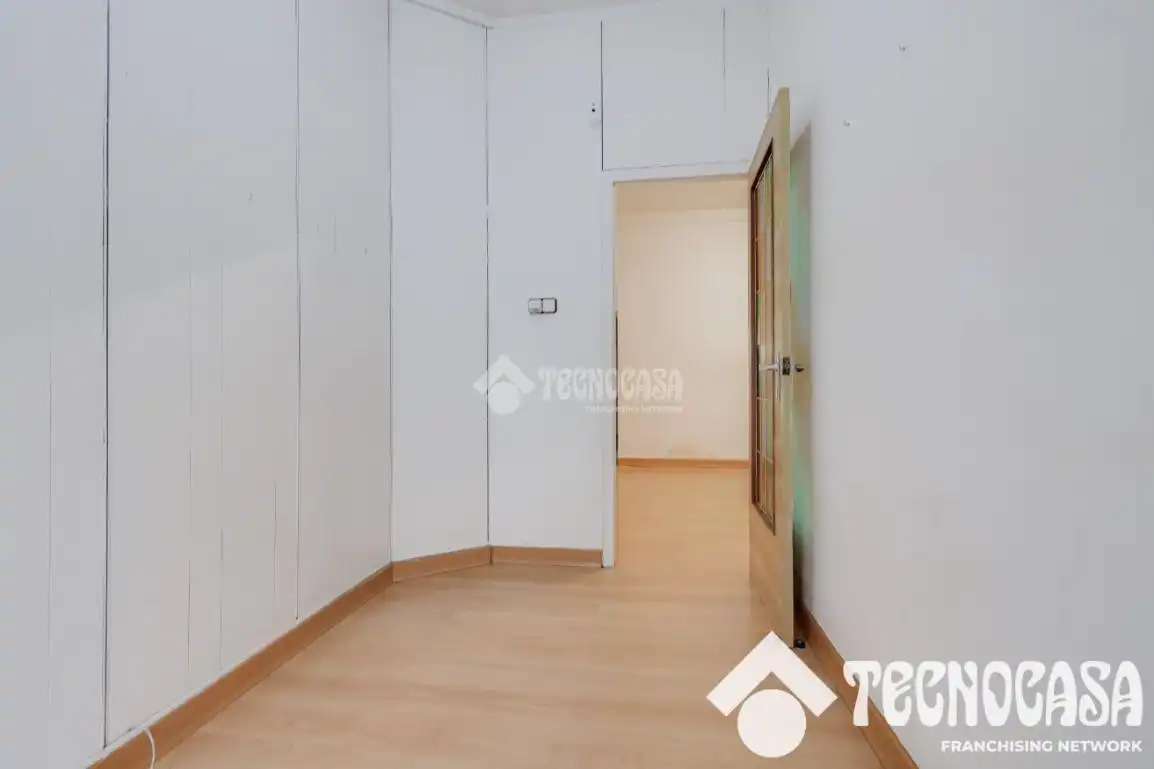 Dormitori de Casa adosada en venda en Riu Nord