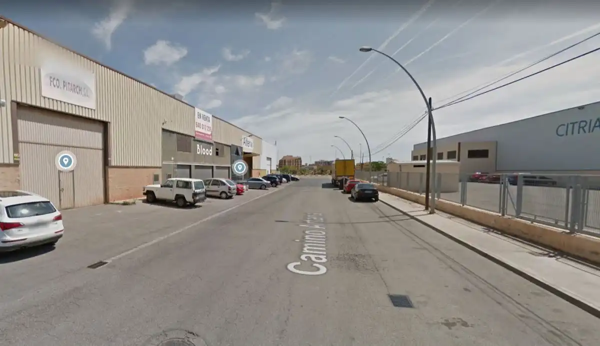 Industrial building for sale in Avenida Alemania-Italia