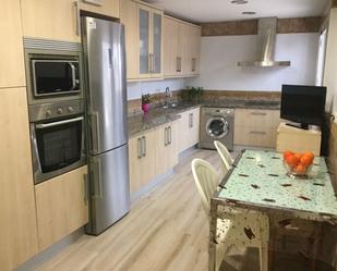 Kitchen of Single-family semi-detached for sale in Badajoz Capital  with Air Conditioner