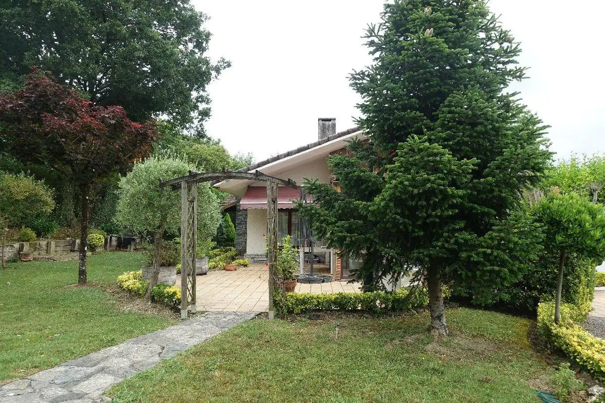 Jardí de Casa o xalet en venda en Mungia amb Calefacció, Jardí privat i Terrassa