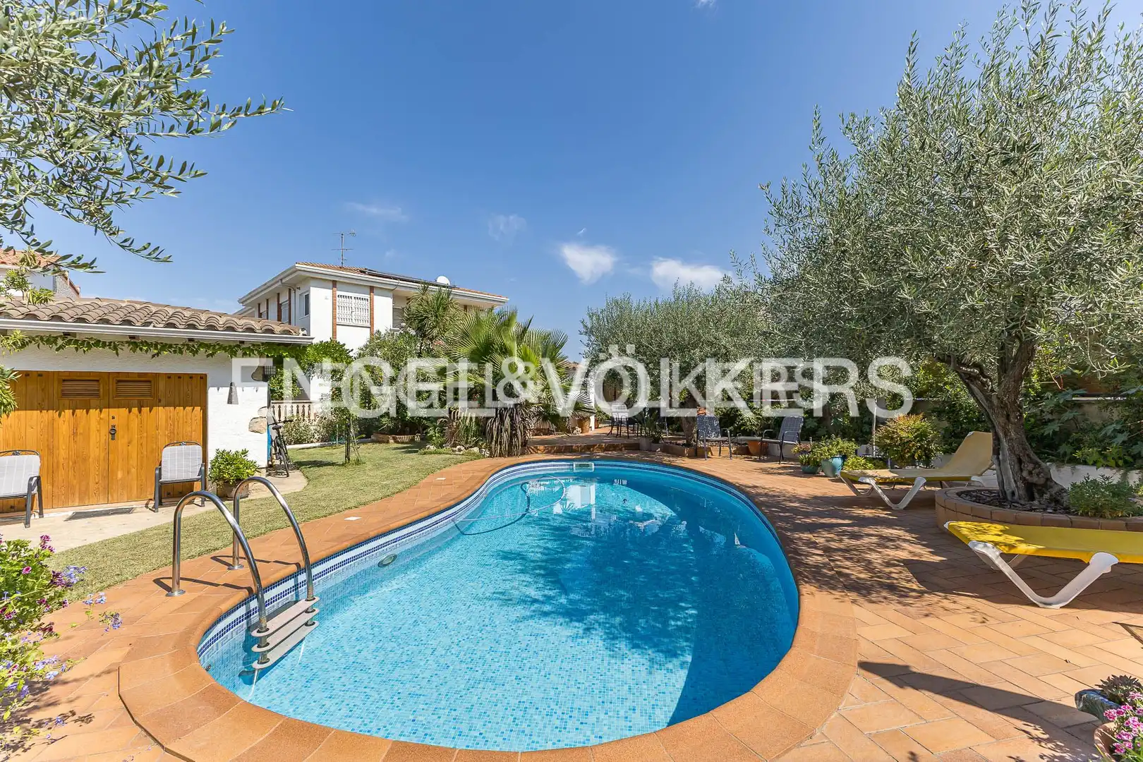 Piscina de Casa o chalet en venta en Torredembarra con Aire acondicionado, Calefacción y Jardín privado