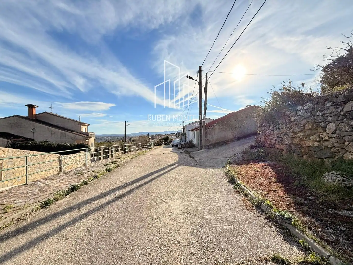Vista exterior de Casa o chalet en venta en Membribe de la Sierra con Amueblado