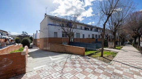 Foto 2 de Apartamento en venta en Paseo de Colón, Albolote, Granada