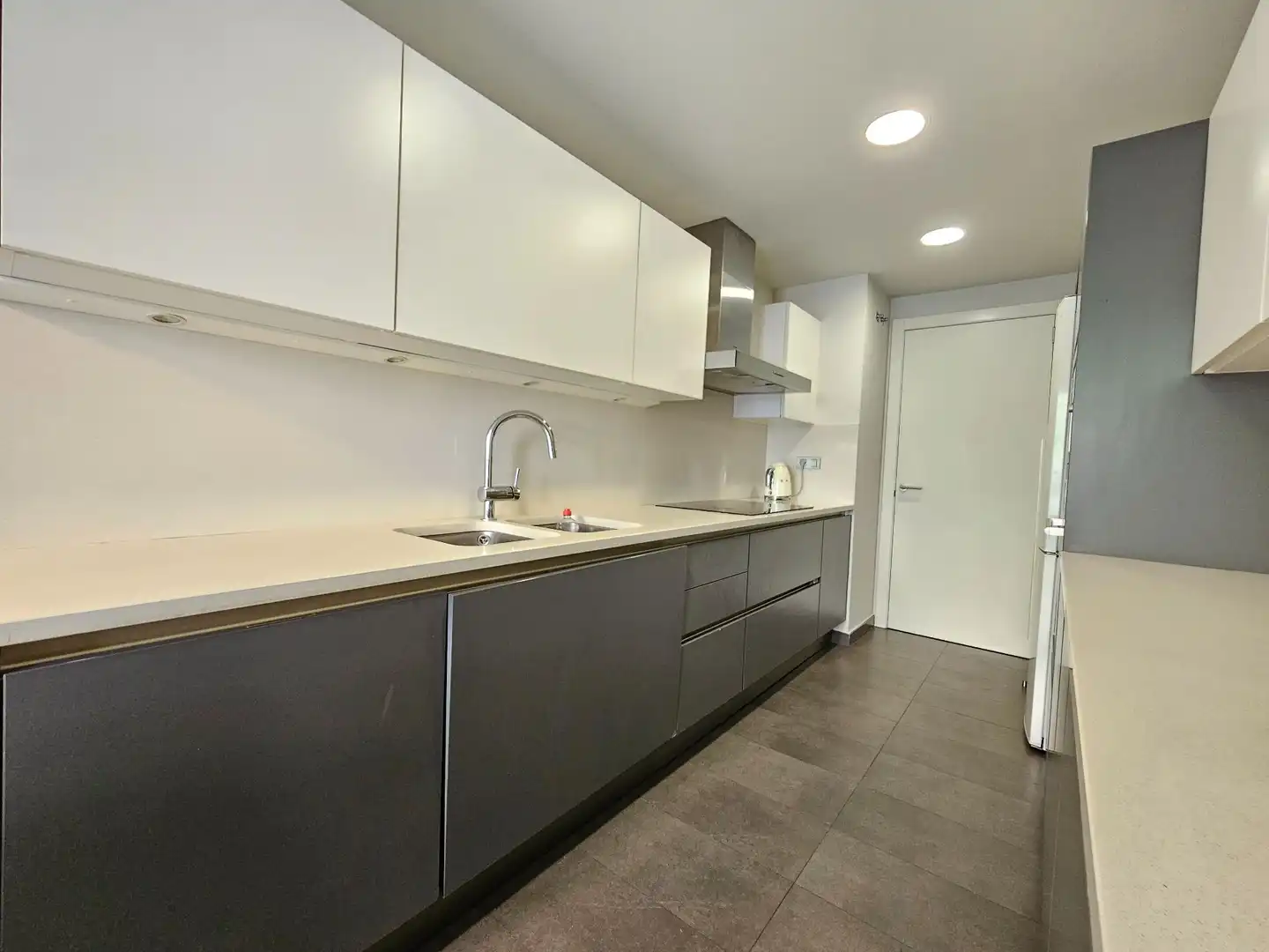 Kitchen of Flat for sale in Barcelona  with Air Conditioner, Heating and Terrace