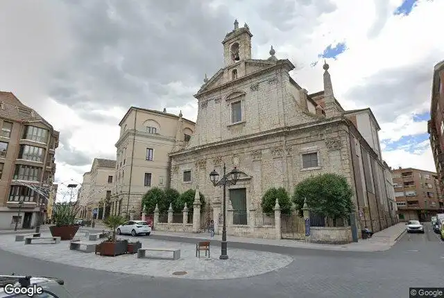 Vista exterior de Piso en venta en Palencia