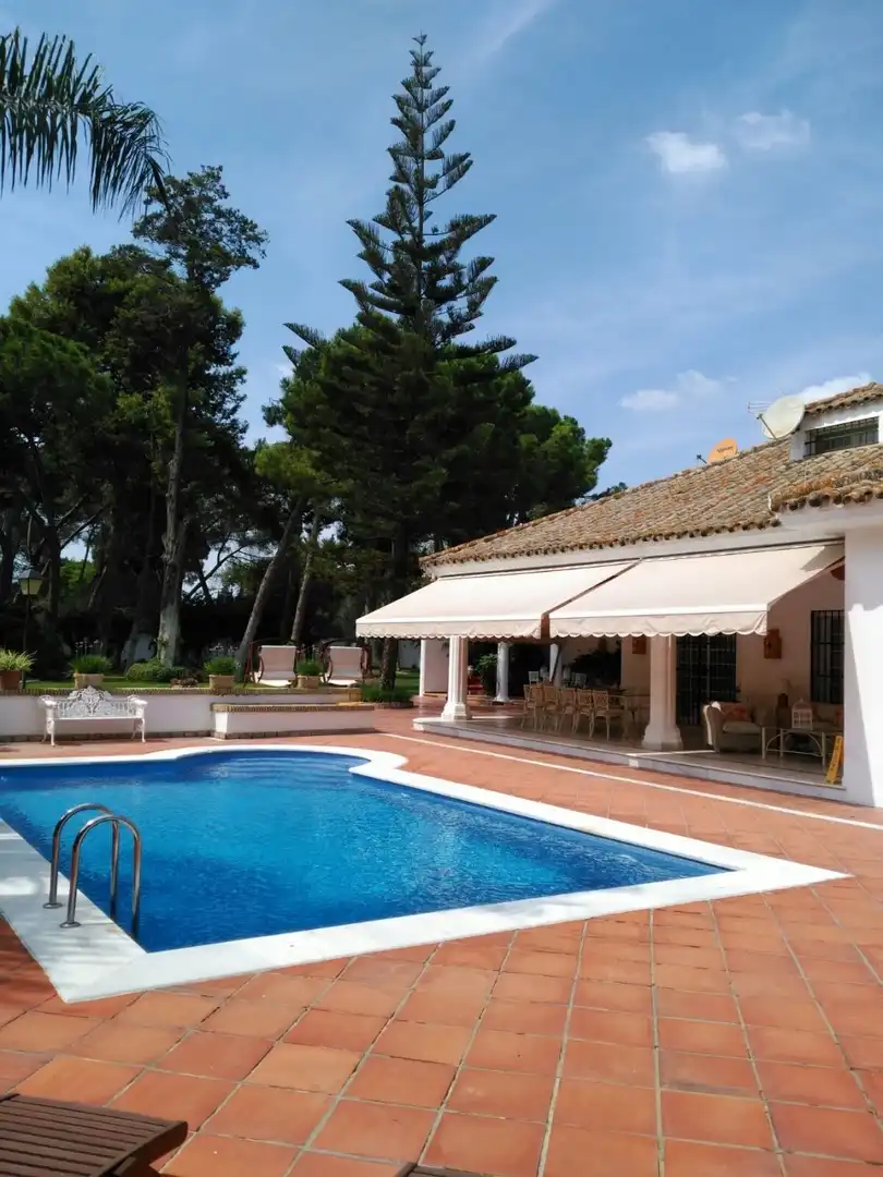 Villa mit Pool zum Verkauf in El Retiro - Parque Atlántico - Ronda este, imagen 2