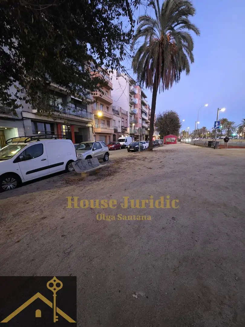 Vista exterior de Piso en venta en Mataró con Aire acondicionado, Calefacción y Terraza