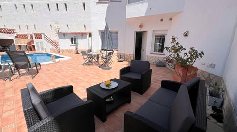 Foto 4 de Casa adosada en venda a Calle Molino del Agua, El Peñoncillo, Málaga