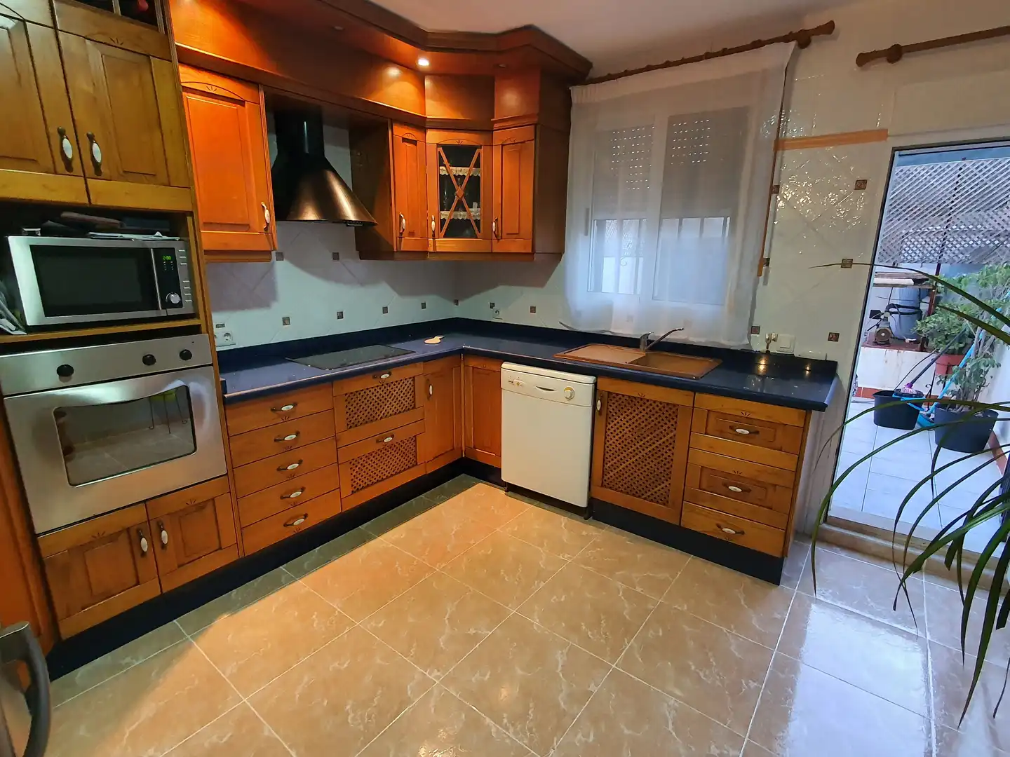 Casa amb terrassa en venda a Avenida Alemania-Italia, imagen 22