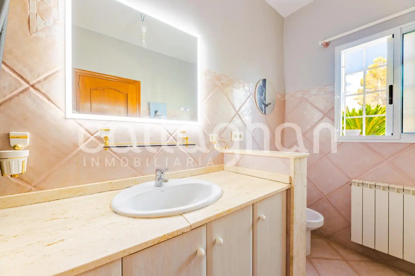 Bathroom of Houses for sale in Serra  with Air Conditioner, Heating and Private garden